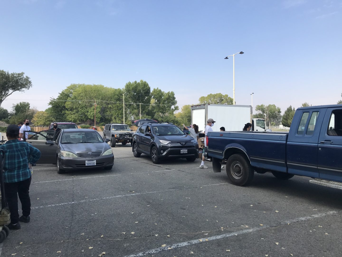 Car line at food drive-thru